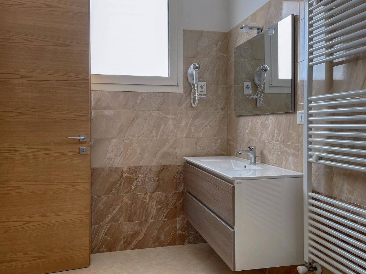 Karpignàna Hotel Carpignano Salentino Esterno foto
