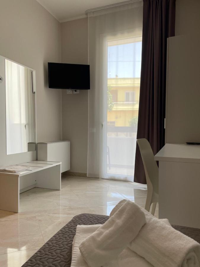 Karpignàna Hotel Carpignano Salentino Esterno foto